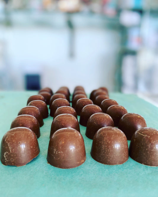 Sugar Free Milk chocolate 4 in a gift box.