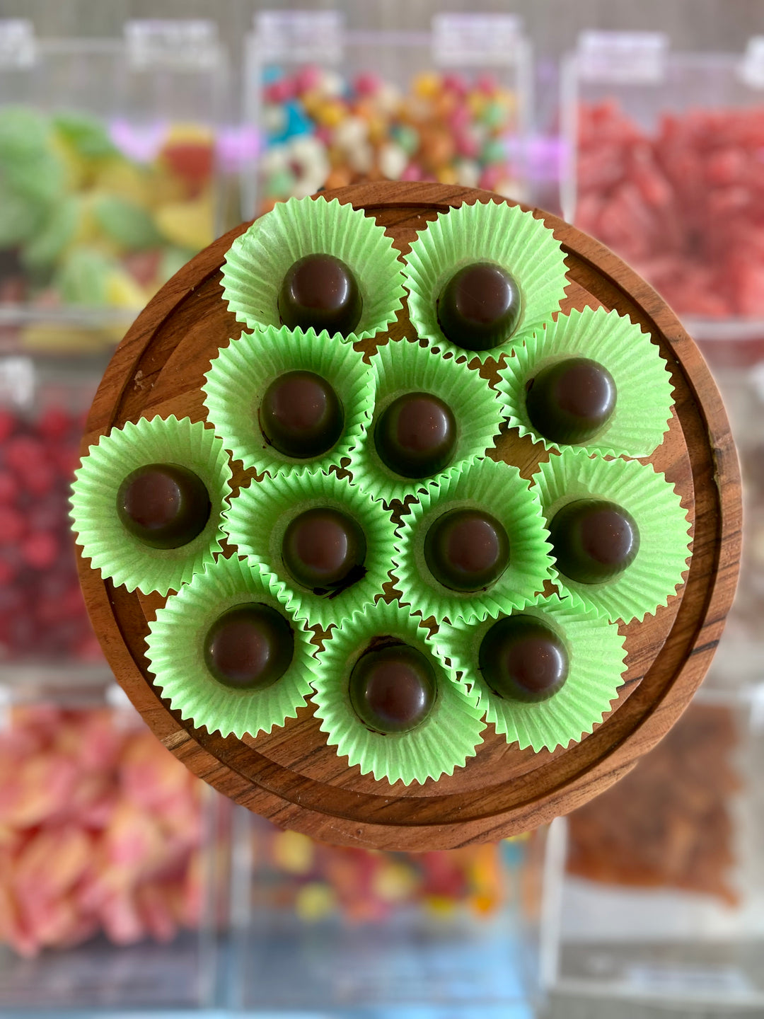 Lemonade Praline Dark chocolate 4 in a box