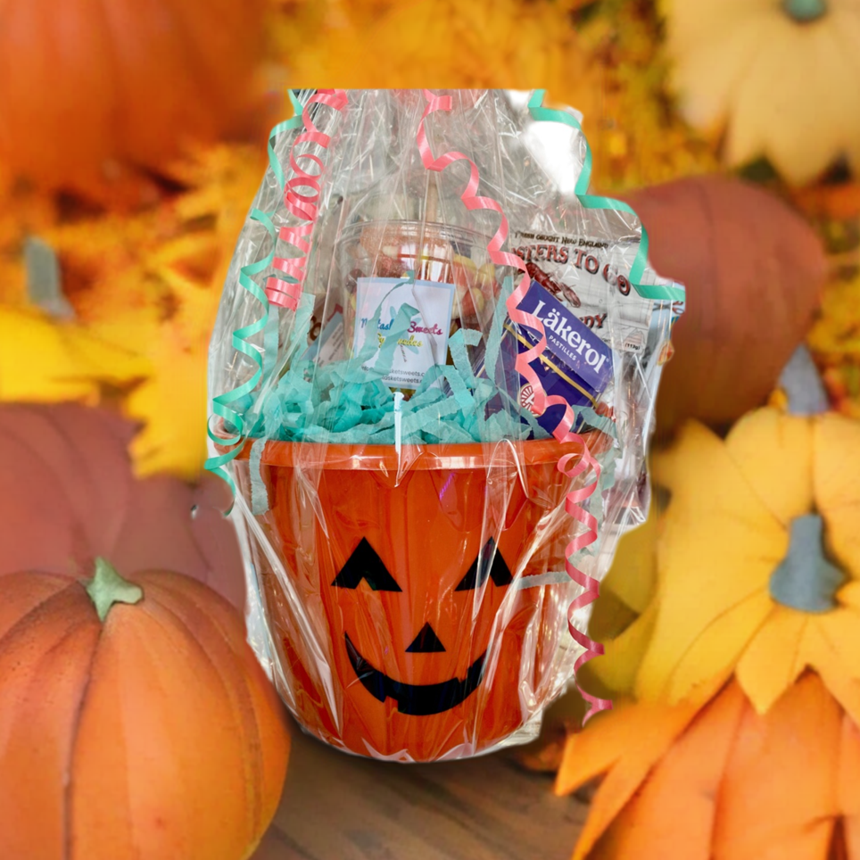 Halloween Bucket Candy