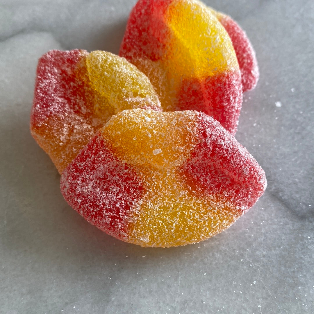 peach lips swedish candy