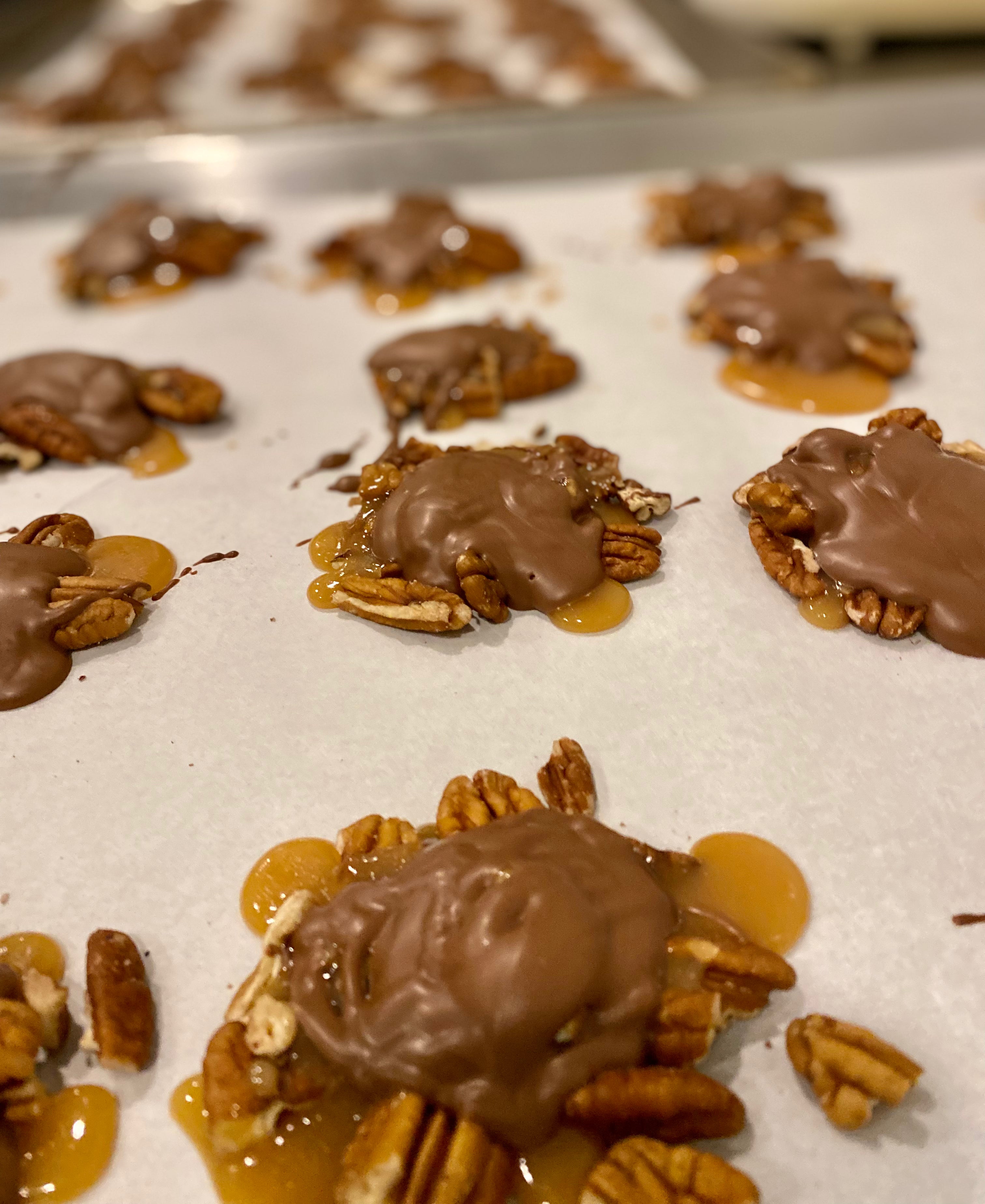 pecan chocolate turtle candy